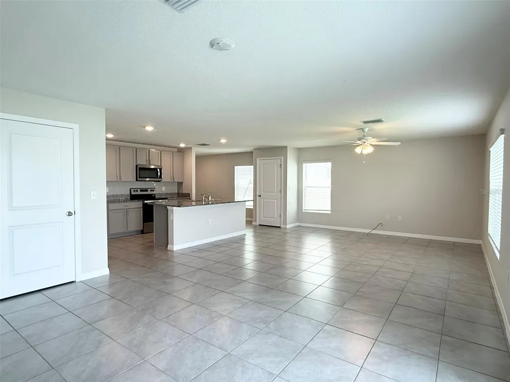 12131 WHITE CYPRESS PLACE Riverview, FL 33569