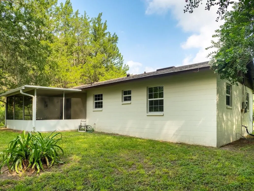 25351 SW 7 AVENUE Newberry, FL 32669