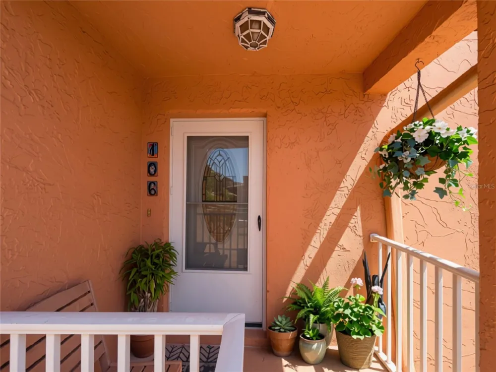 7400 SUNSHINE SKYWAY LANE S #106 St Petersburg, FL 33711