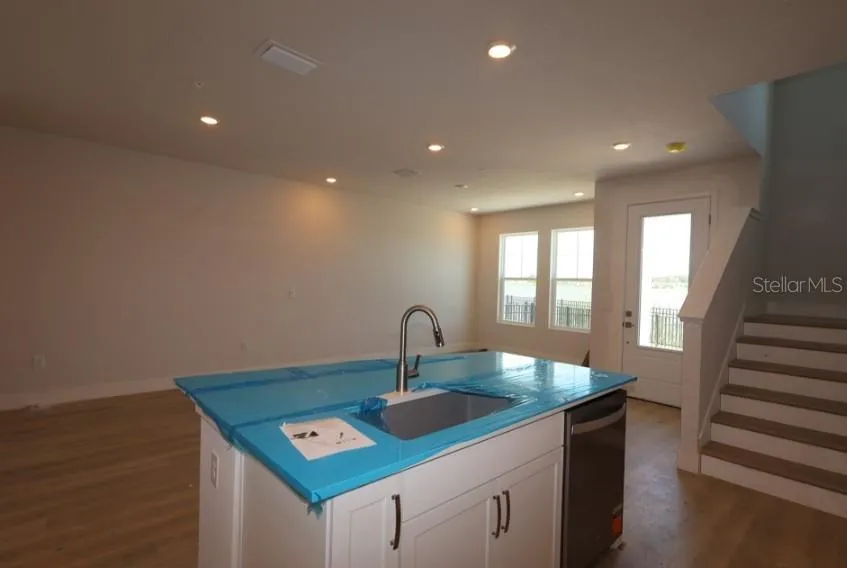 7207 TIDELAND LANE Sarasota, FL 34240