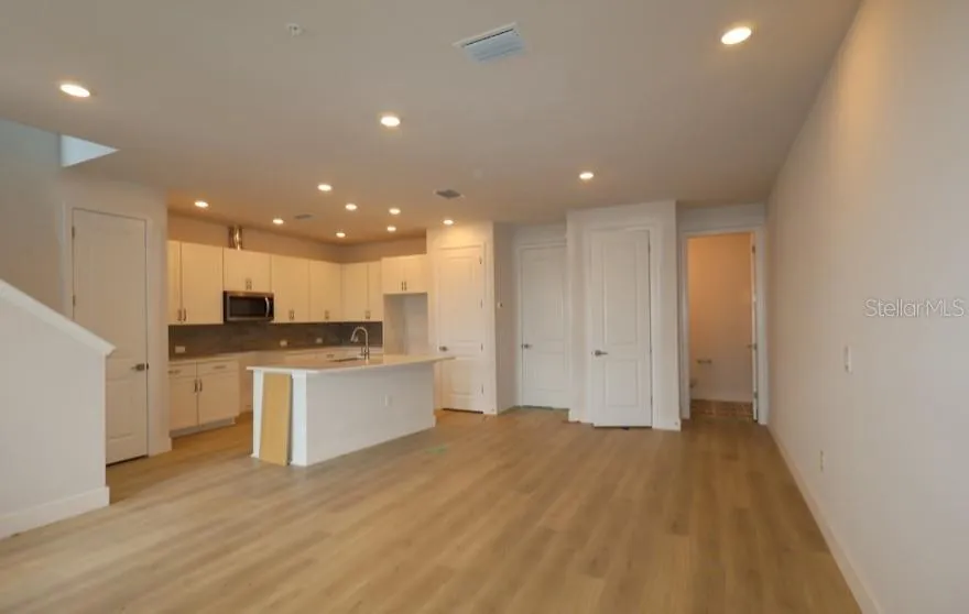 7207 TIDELAND LANE Sarasota, FL 34240