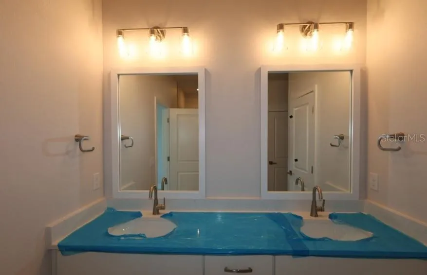 7207 TIDELAND LANE Sarasota, FL 34240
