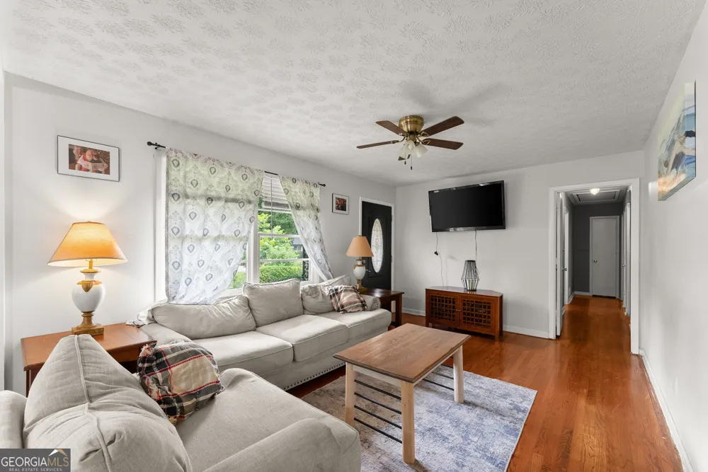 157 Glendale HTS Winterville, GA 30683