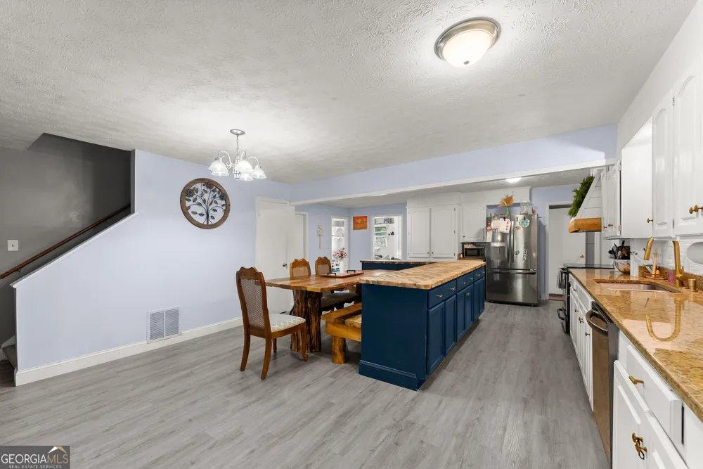 157 Glendale HTS Winterville, GA 30683
