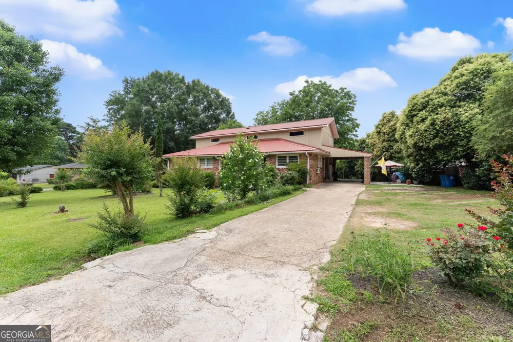 157 Glendale HTS Winterville, GA 30683