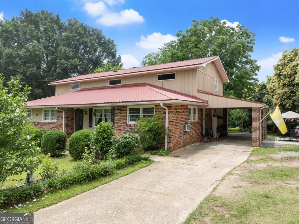 157 Glendale HTS Winterville, GA 30683