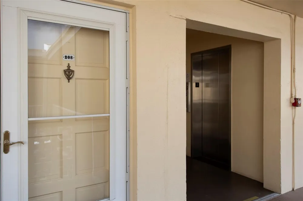 1200 SHORE DRIVE NE #208 St Petersburg, FL 33701