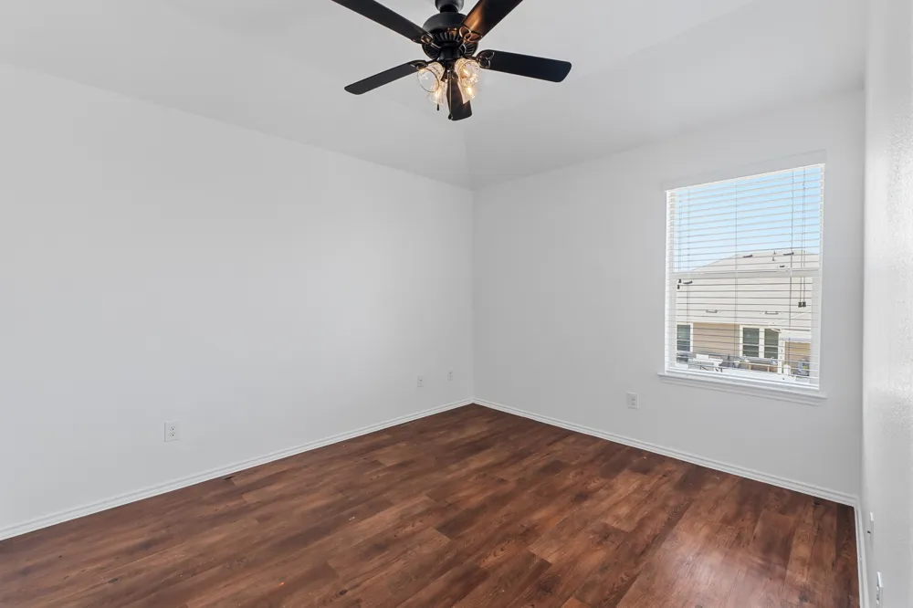 172 Housefinch Loop Leander, TX 78641