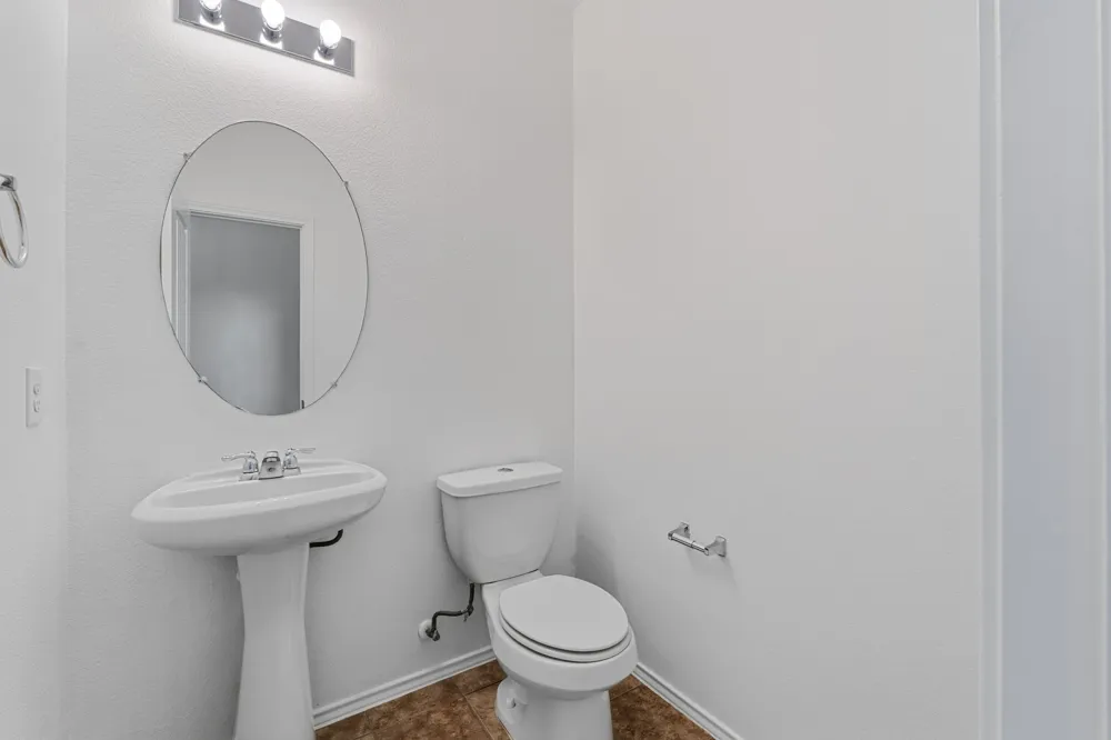 172 Housefinch Loop Leander, TX 78641