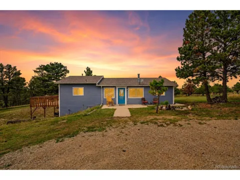 24389 Emerald Trail