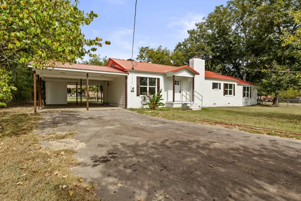 111 Walker Drive Naples, TX 75568