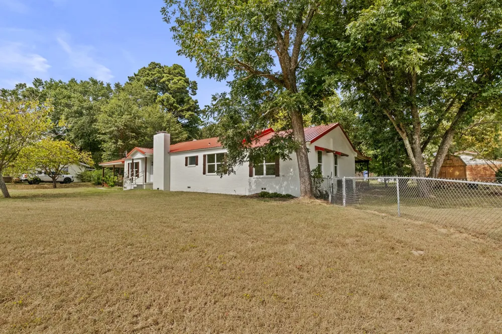 111 Walker Drive Naples, TX 75568