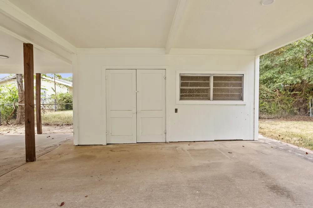 111 Walker Drive Naples, TX 75568
