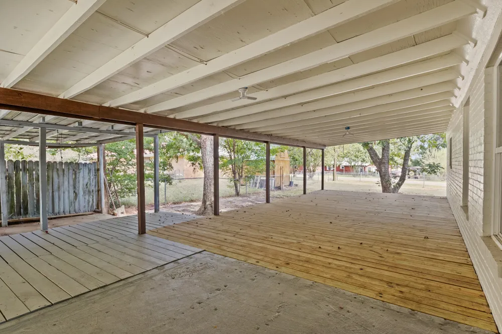 111 Walker Drive Naples, TX 75568