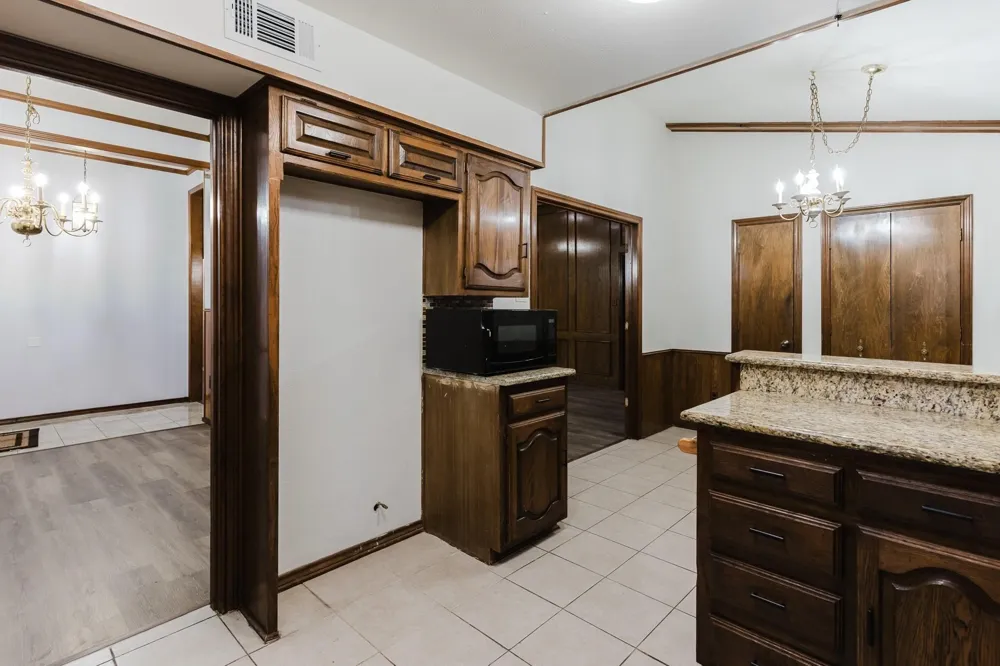 706 Mount Vernon Drive Richardson, TX 75081