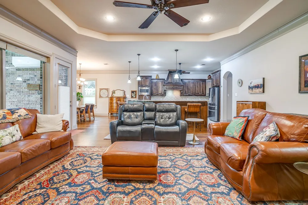 7101 Westover Drive Granbury, TX 76049