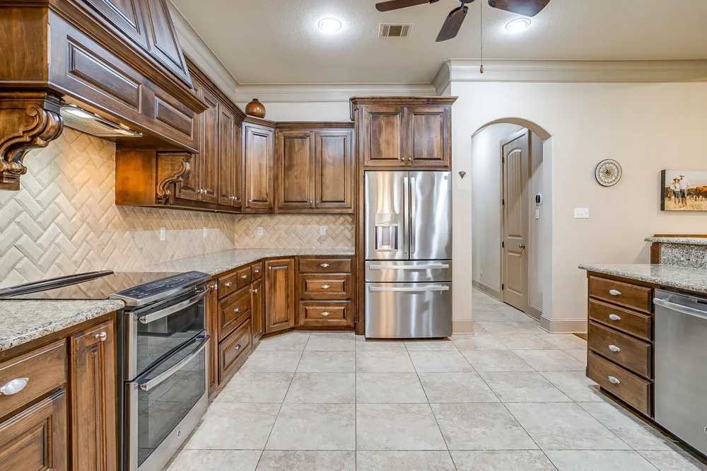 7101 Westover Drive Granbury, TX 76049