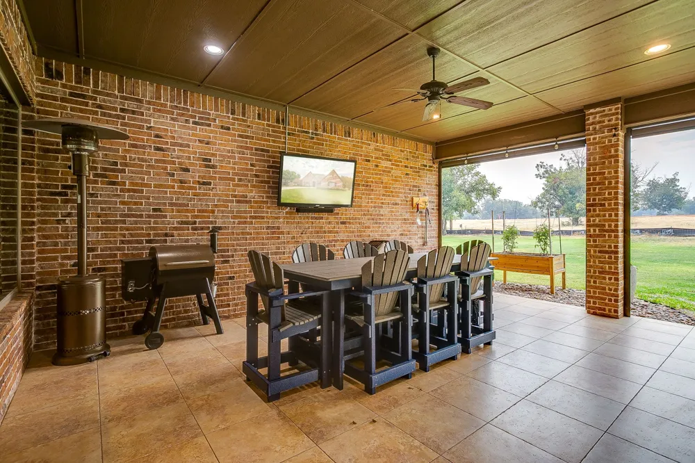7101 Westover Drive Granbury, TX 76049