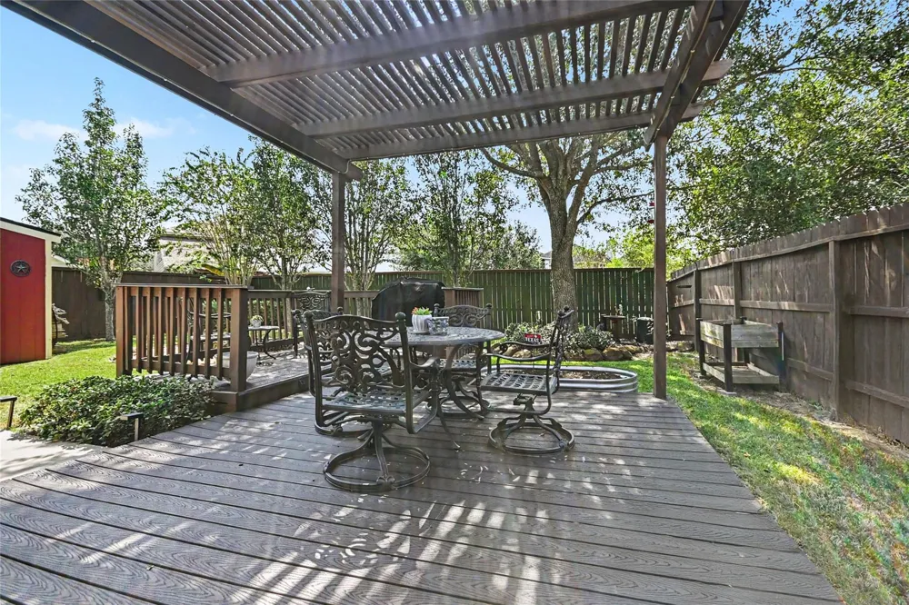 213 Rippling Creek Lane Alvin, TX 77511