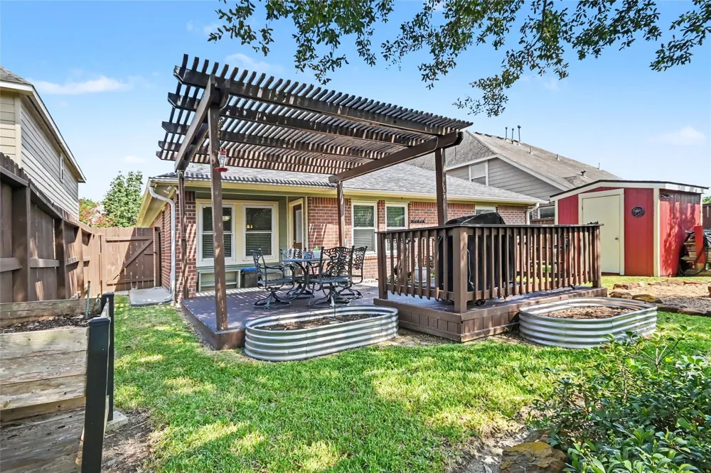 213 Rippling Creek Lane Alvin, TX 77511