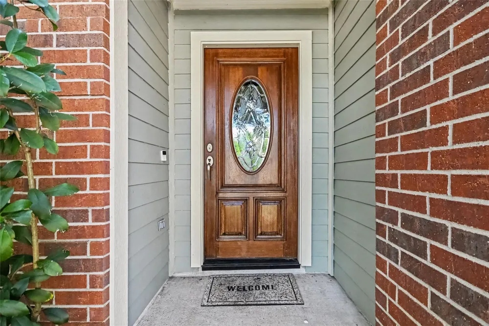 213 Rippling Creek Lane Alvin, TX 77511