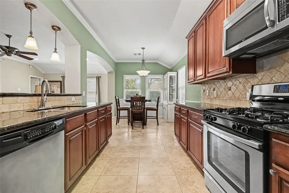 213 Rippling Creek Lane Alvin, TX 77511