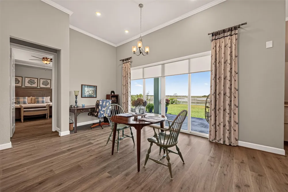 5208 Allen Cay Drive Texas City, TX 77590