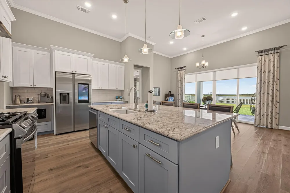5208 Allen Cay Drive Texas City, TX 77590