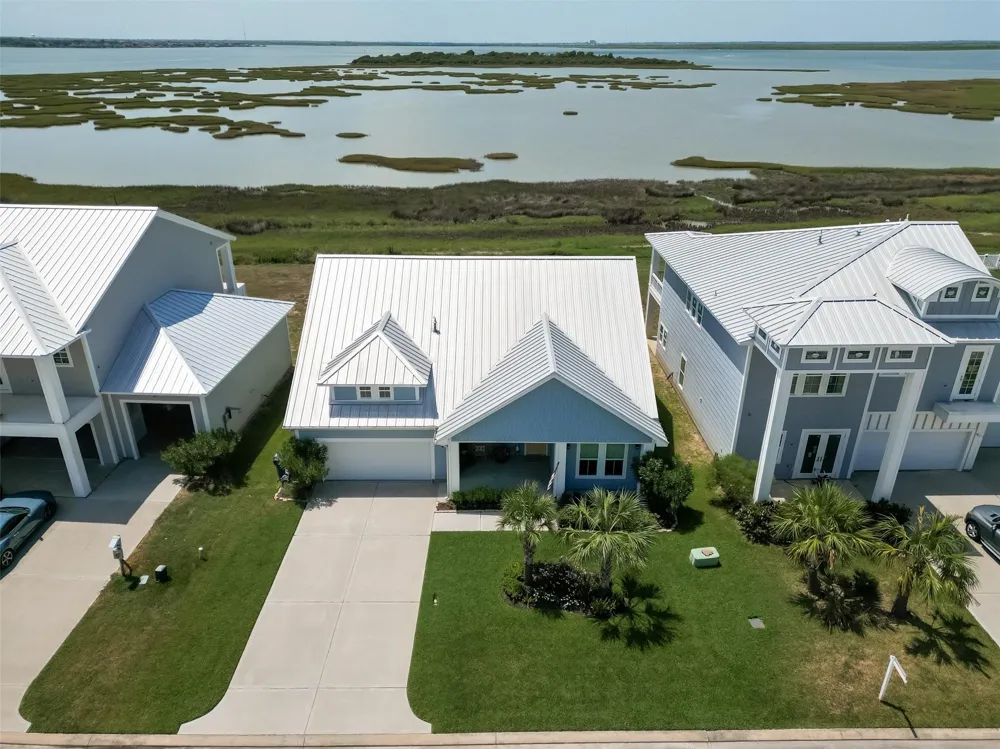 5208 Allen Cay Drive Texas City, TX 77590