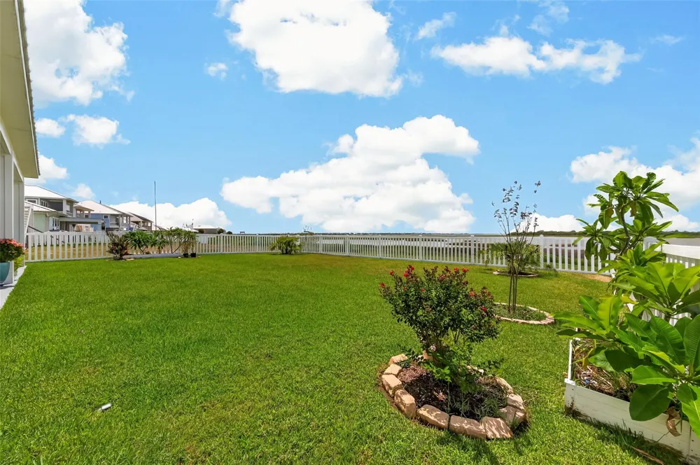 5208 Allen Cay Drive Texas City, TX 77590