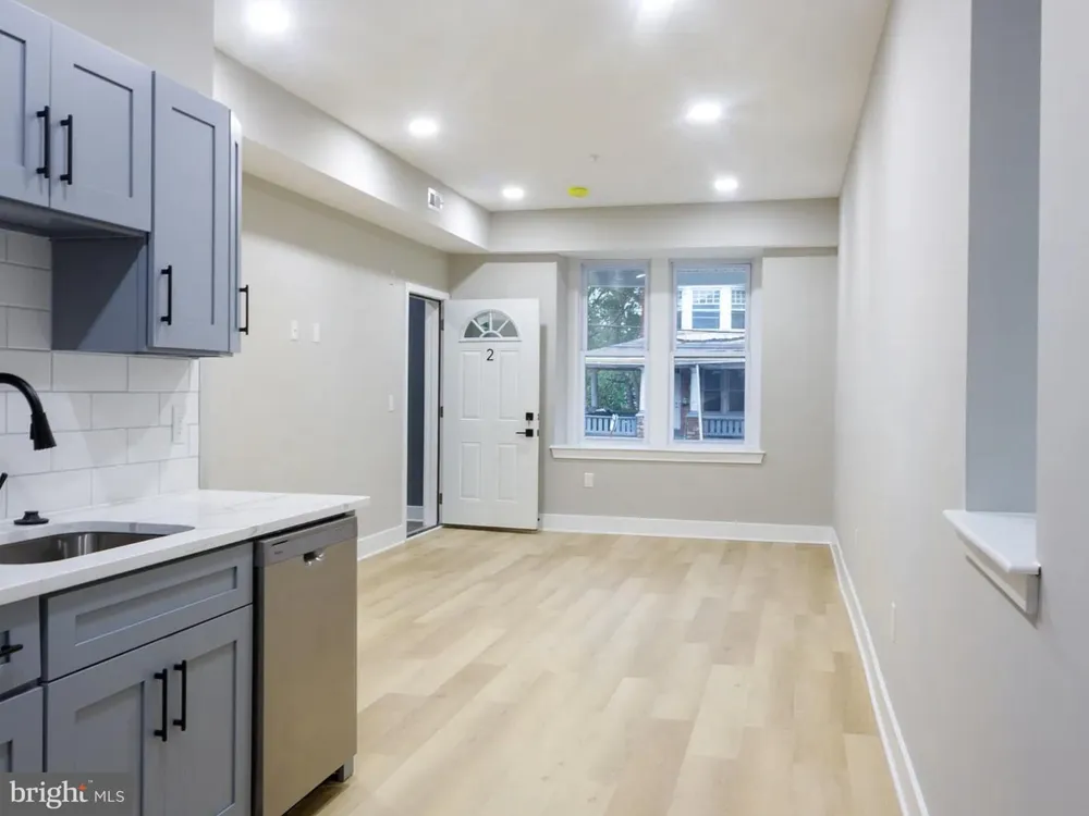 1201 LINDLEY AVENUE #2 Philadelphia, PA 19141