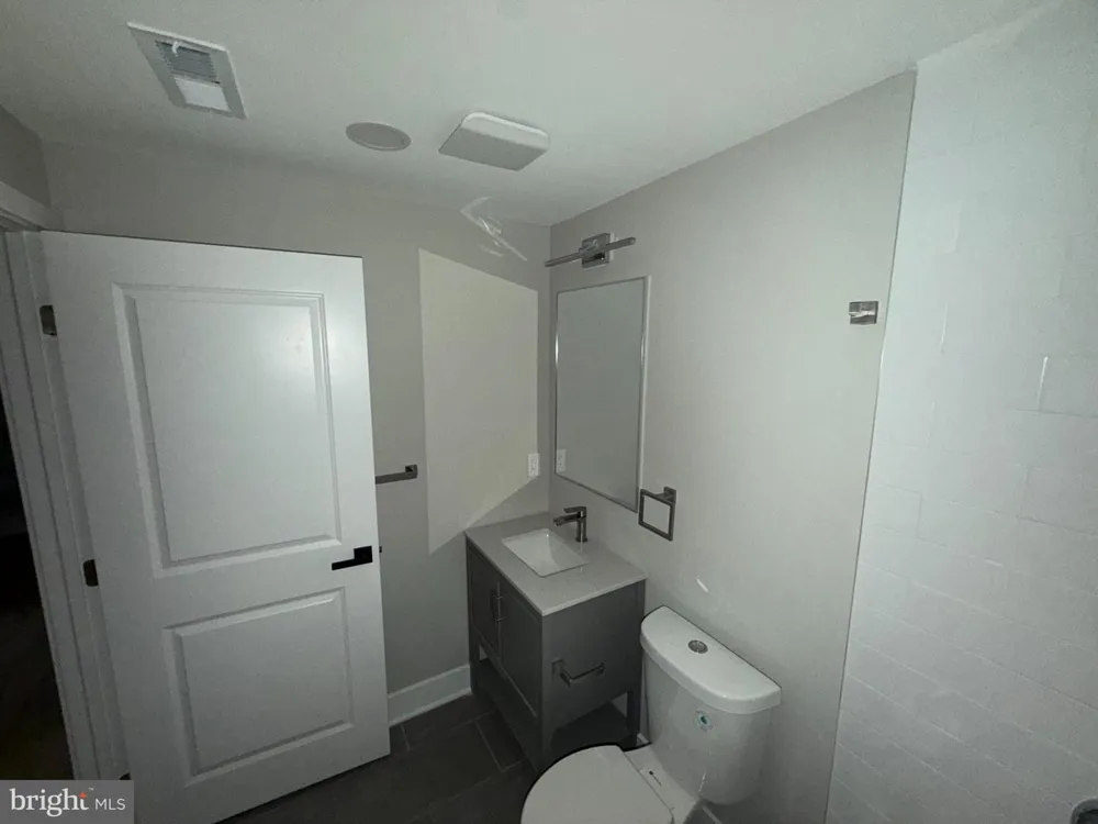 1201 LINDLEY AVENUE #2 Philadelphia, PA 19141