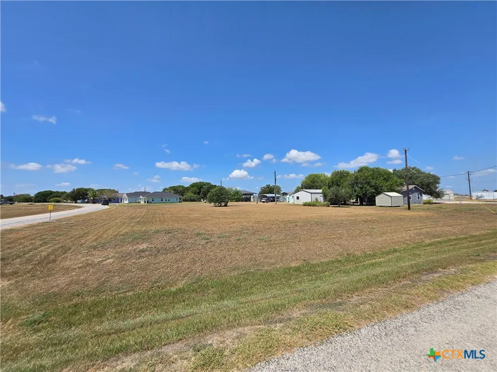 799 Stovall Drive Palacios, TX 77465