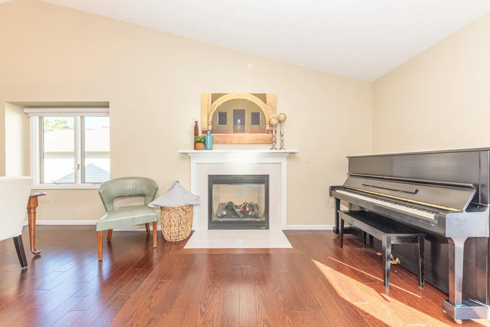 599 Sycamore Circle Saline, MI 48176