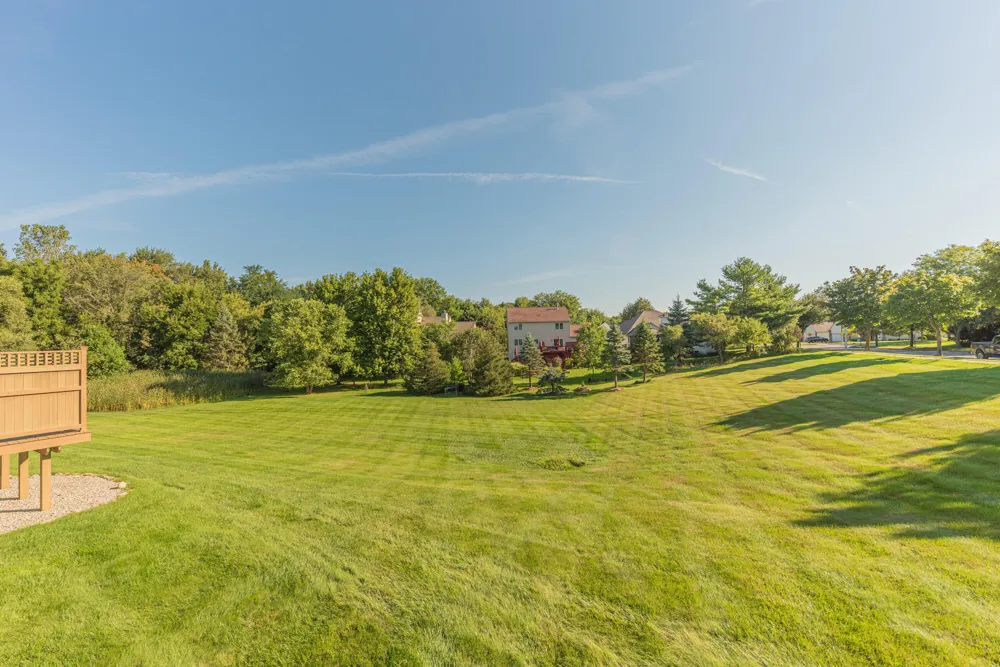 599 Sycamore Circle Saline, MI 48176