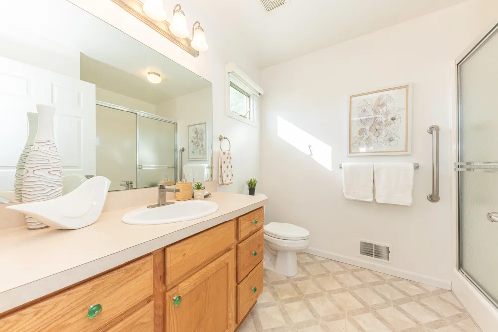 599 Sycamore Circle Saline, MI 48176