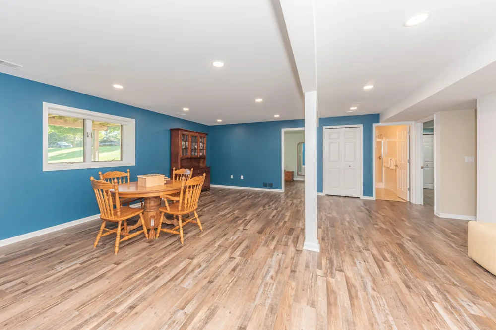599 Sycamore Circle Saline, MI 48176
