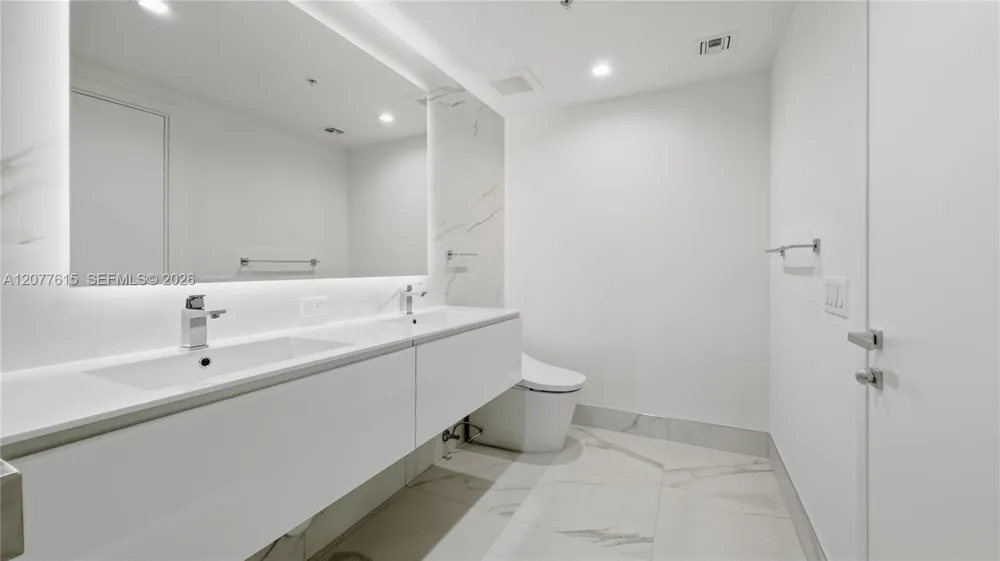 1170 E Hallandale Beach Blvd #1102 Hallandale Beach, FL 33009