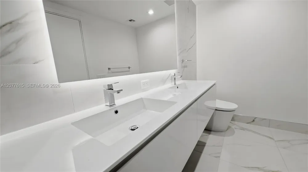 1170 E Hallandale Beach Blvd #1102 Hallandale Beach, FL 33009