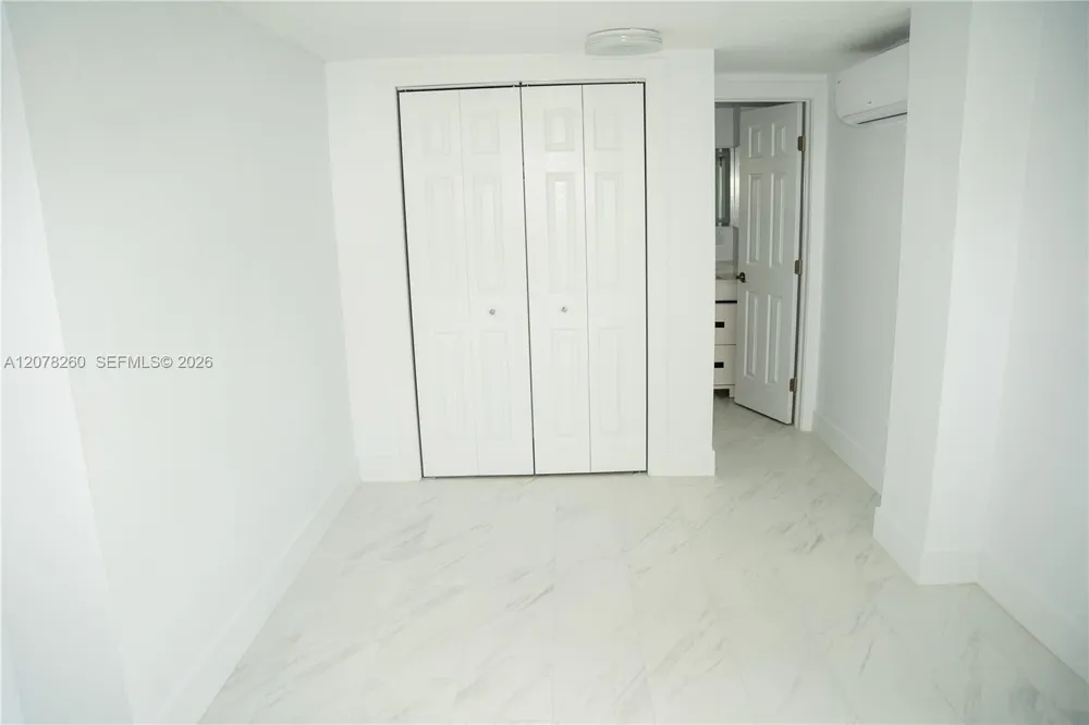 1640 NE 172nd St North Miami Beach, FL 33162