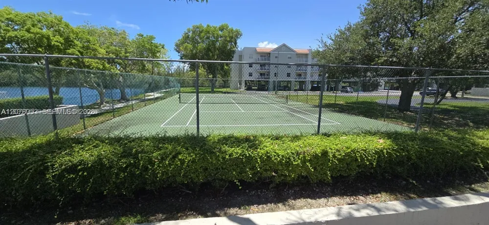 8240 SW 210th St #319 Cutler Bay, FL 33189