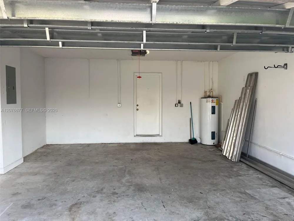 14041 SW 155th Ct Miami, FL 33196