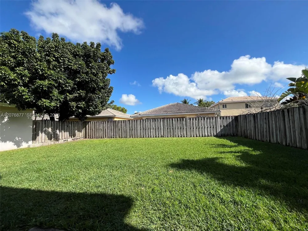 14041 SW 155th Ct Miami, FL 33196
