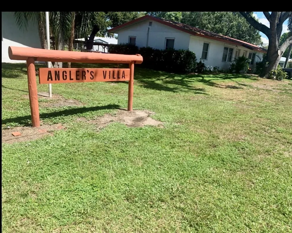 3203 SE 29th Lane ## 5 Okeechobee, FL 34974