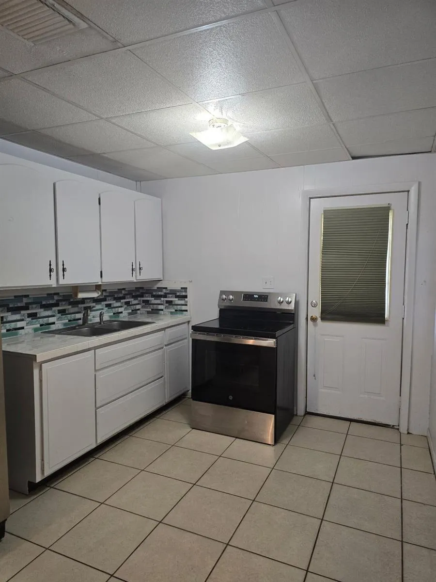 3203 SE 29th Lane ## 5 Okeechobee, FL 34974