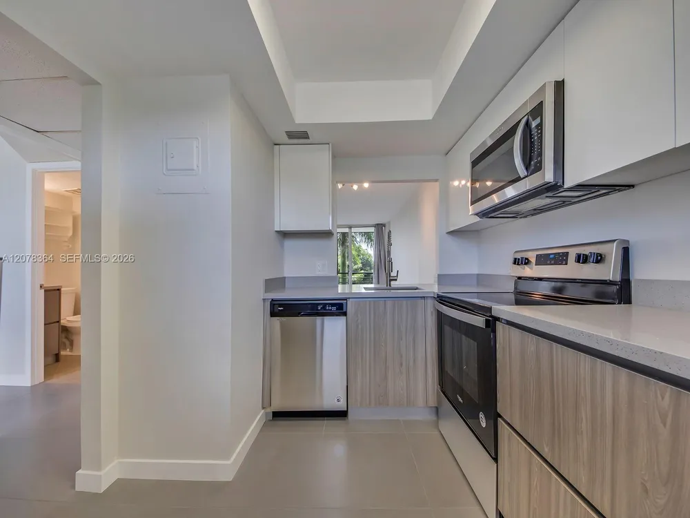 108 Royal Park Dr #3G Oakland Park, FL 33309
