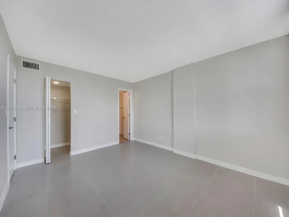 108 Royal Park Dr #3G Oakland Park, FL 33309