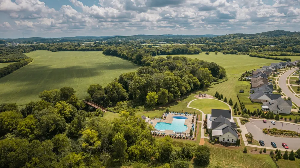 7648 Delancey Dr College Grove, TN 37046