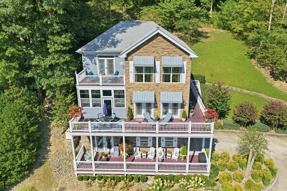 255 Nadia Ln Smithville, TN 37166
