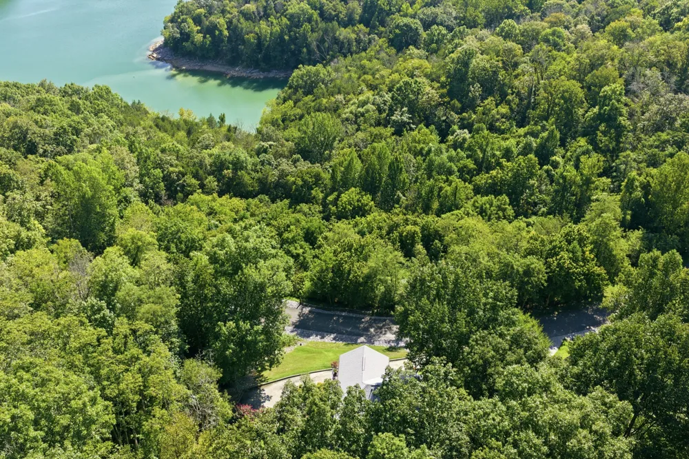 255 Nadia Ln Smithville, TN 37166
